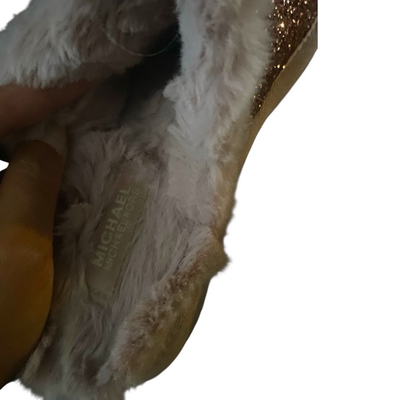 Michael Kors Janis Slippers - Picture 7 of 8